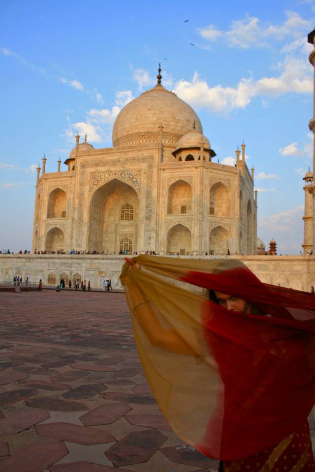 Taj Mahal photo shoot (photo courtesy Maria B.)
